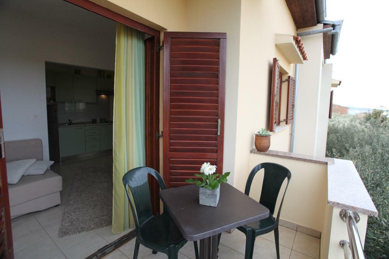 Apartments Kresan Soline Sukošan Dış mekan fotoğraf